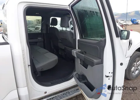 2025 Ford F-150 Xlt z USA, uszkodzony, nr VIN 1FTEW3LP4SKE08703